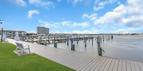 98 Wharfside Drive