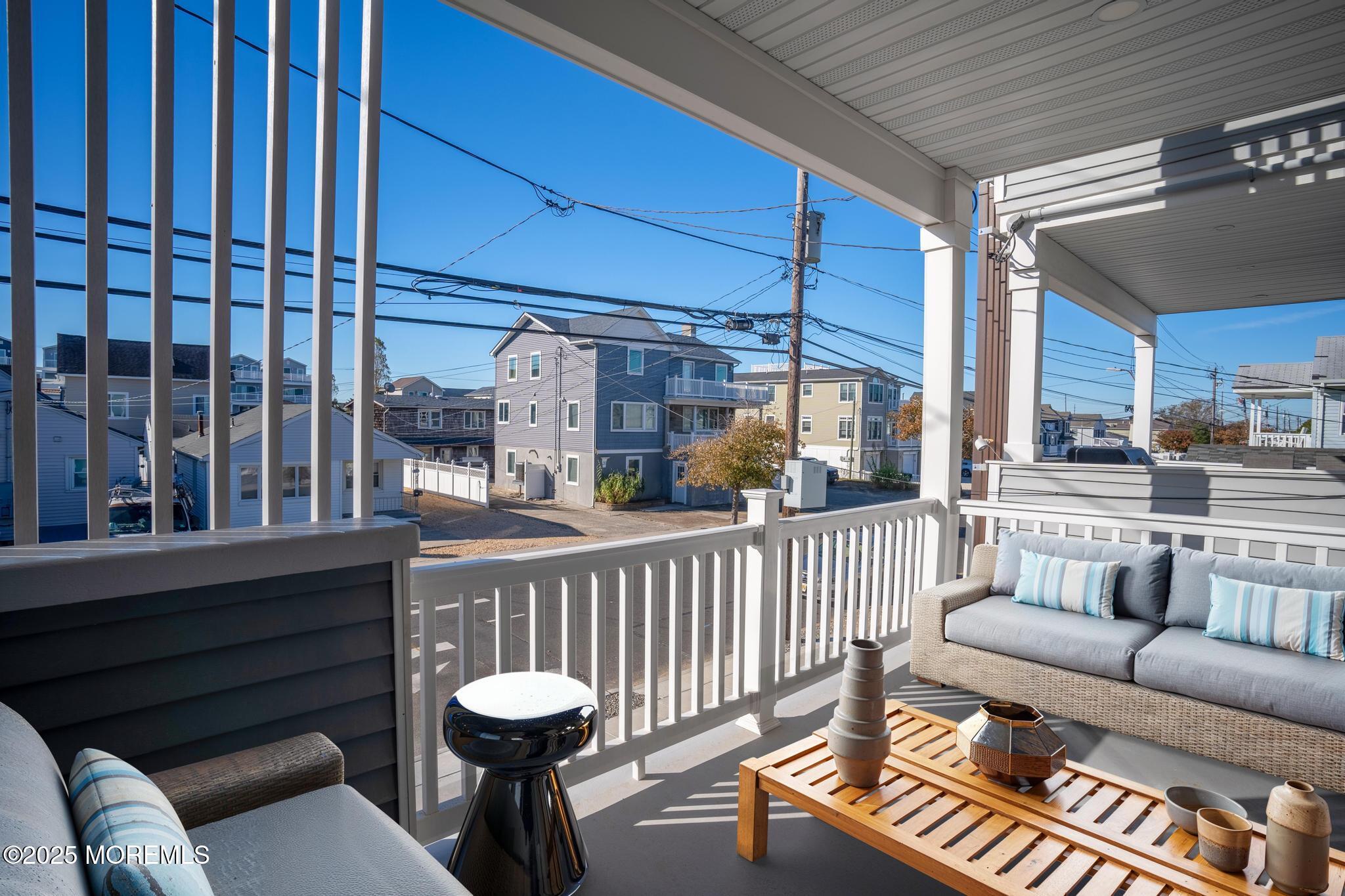 Image 3: Property_5724_deck_1__(2)_18-02-25_23_42