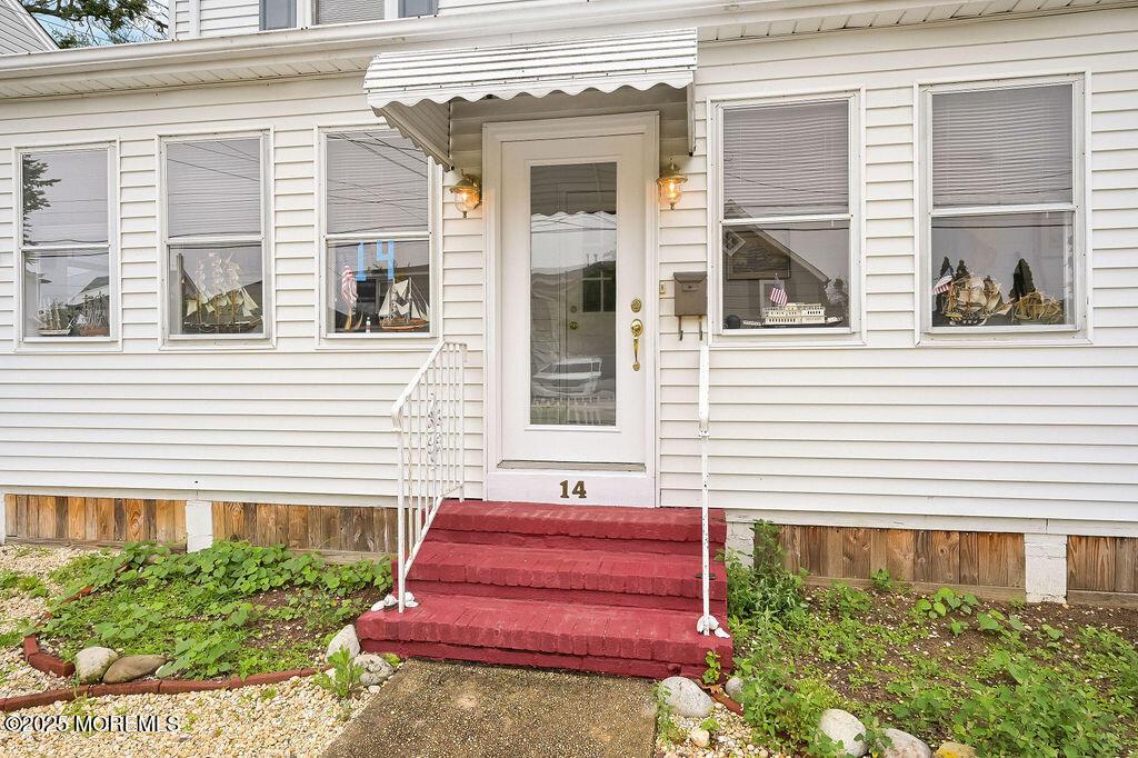 Image 3: 14_pine_street_004