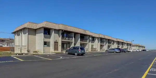 330 Shore Drive Unit E2