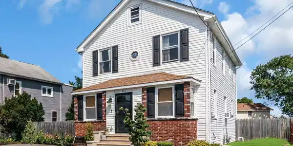 113 Victoria Place