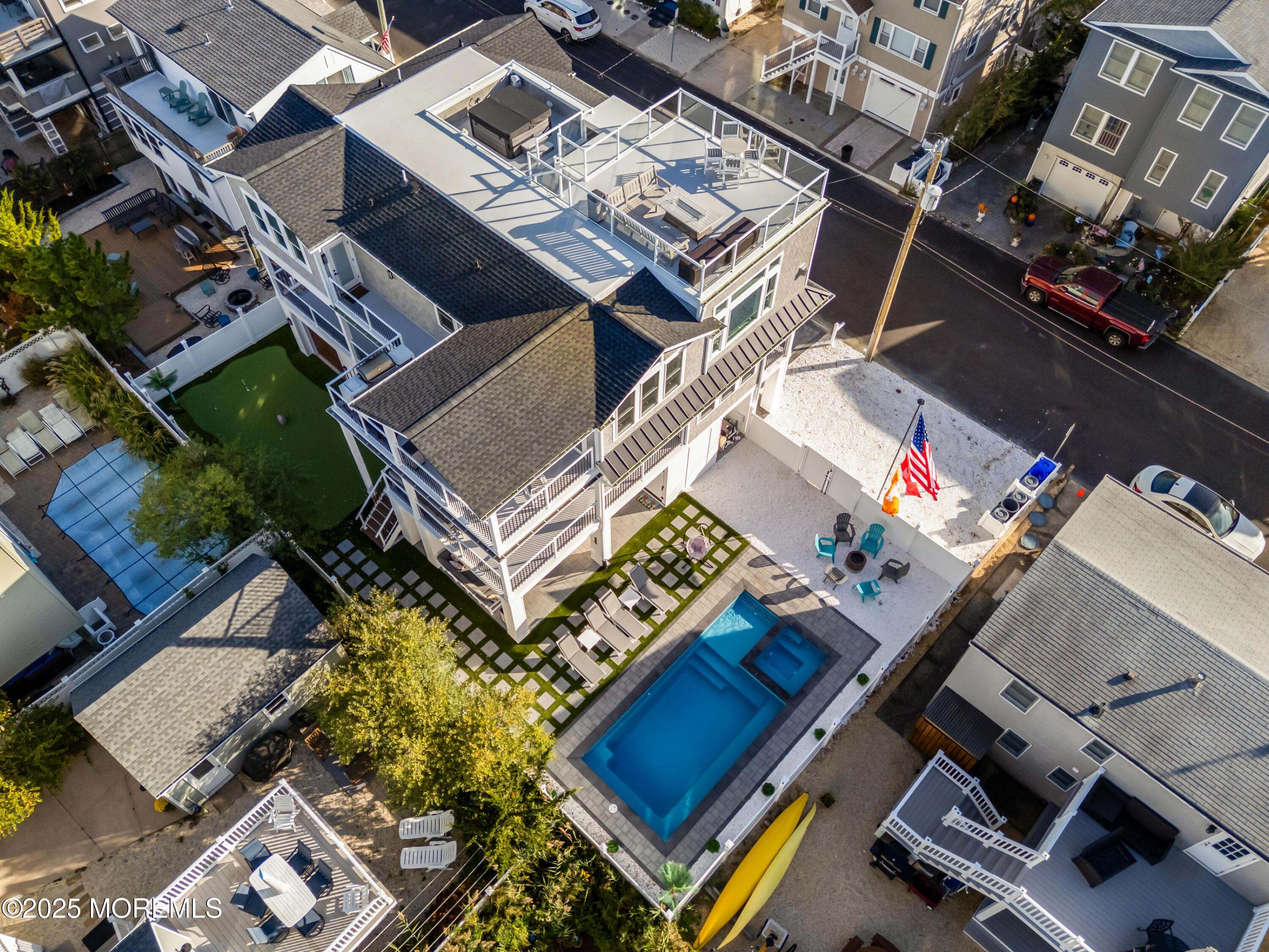 Image 3: 18MeaLn2-10