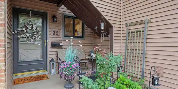 90 Friendship Court