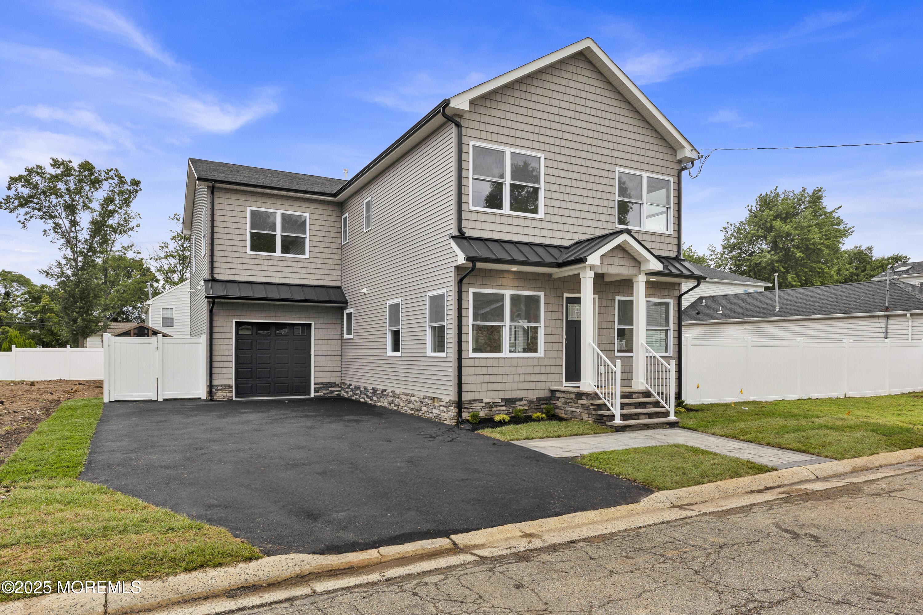 Image 2: Clark Front 3