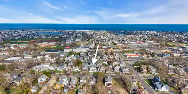 Image 2: 3-web-or-mls-44-print-DJI_20260406165132
