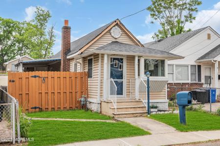 14 Maplewood Avenue