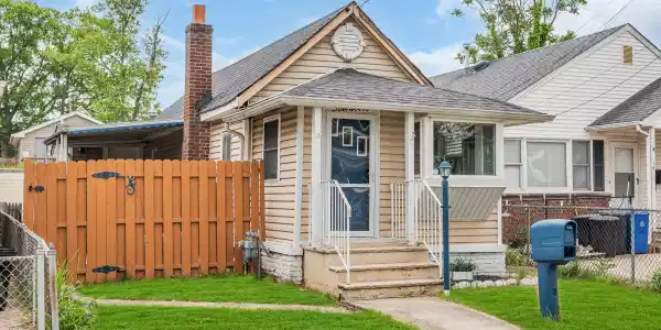 14 Maplewood Avenue