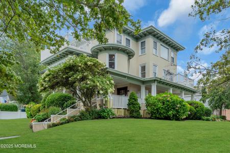 1211 Grand Avenue Unit 203