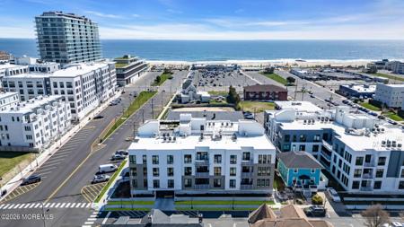 218 3rd Avenue Unit 204