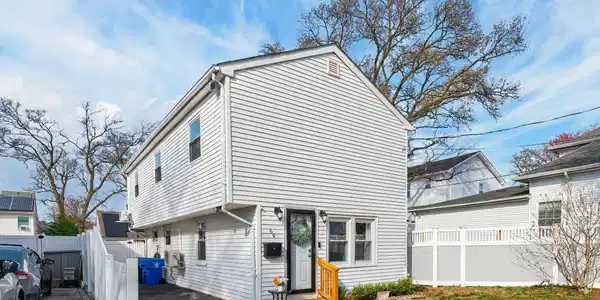 69 Dalby Place