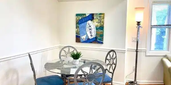 Image 3: Dining Area