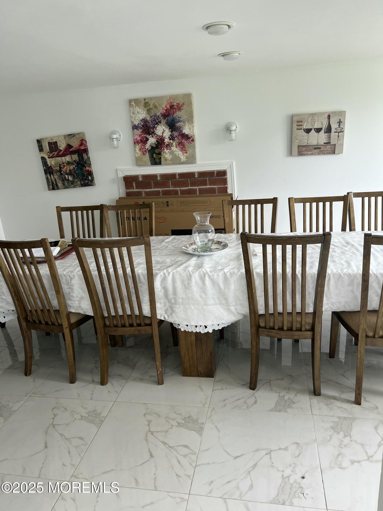 Image 3: dining room