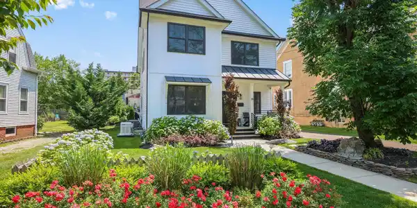 28 Rector Place