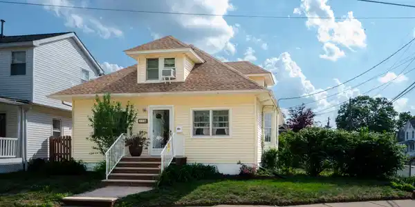 38 Walnut Street
