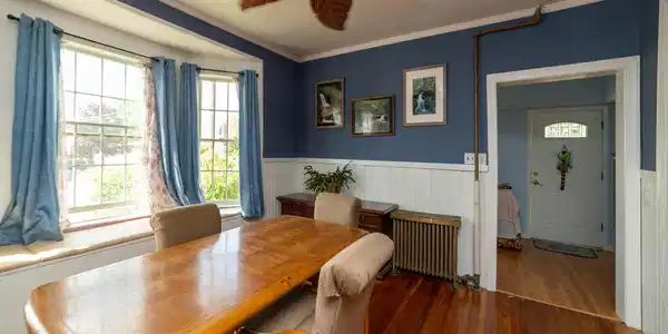 Image 4: Diningroom
