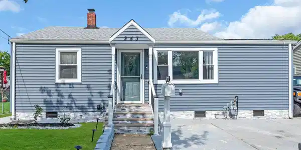243 6th Avenue