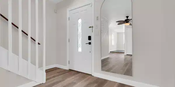 Image 3: 7-web-or-mls-DSC05981