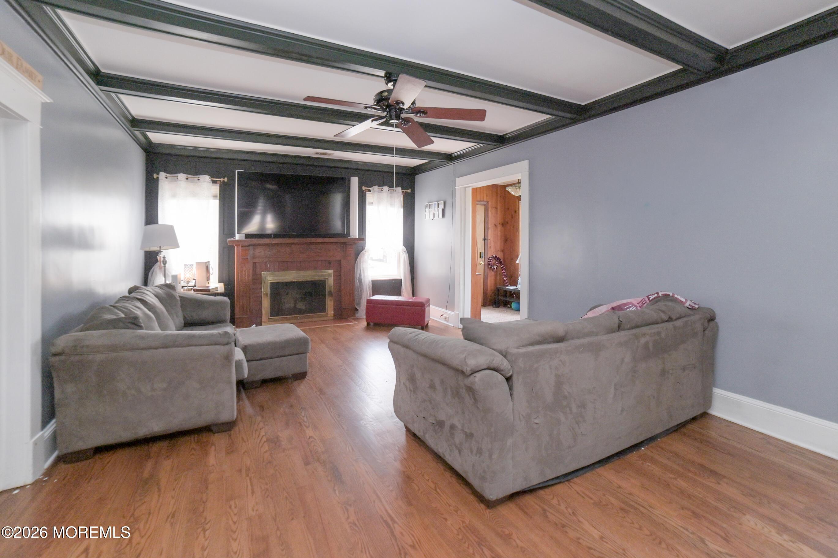 Image 4: Family Room