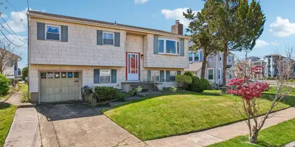 114 Harvard Avenue