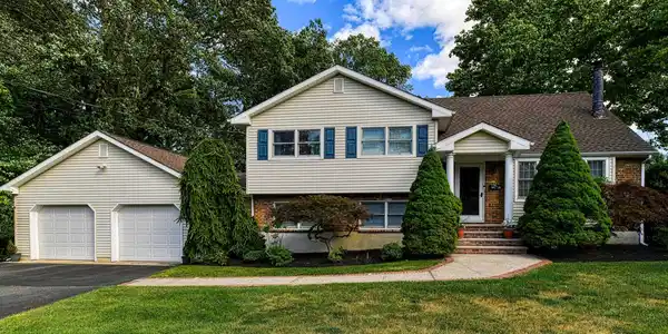 38 Carolyn Road
