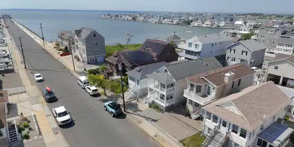 Image 2: DJI_20260519150913_0021_D