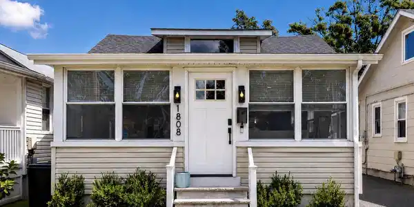 1808 Bradley Terrace