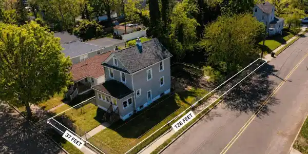 97 Bank Street