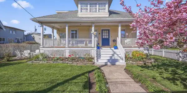 8 Riverdale Avenue