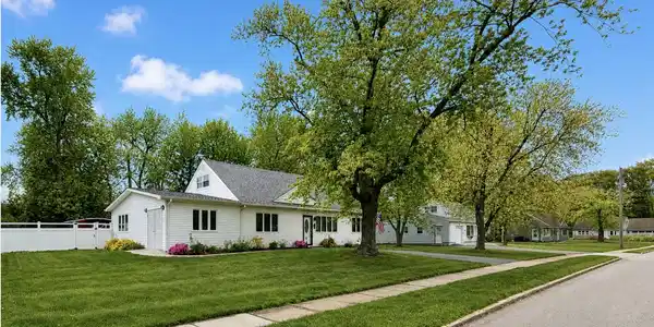 5 Farmdale Road