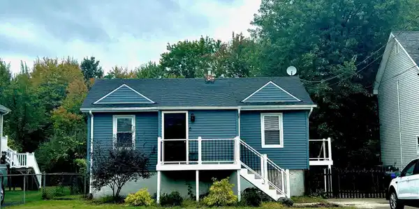 13 Willow Street