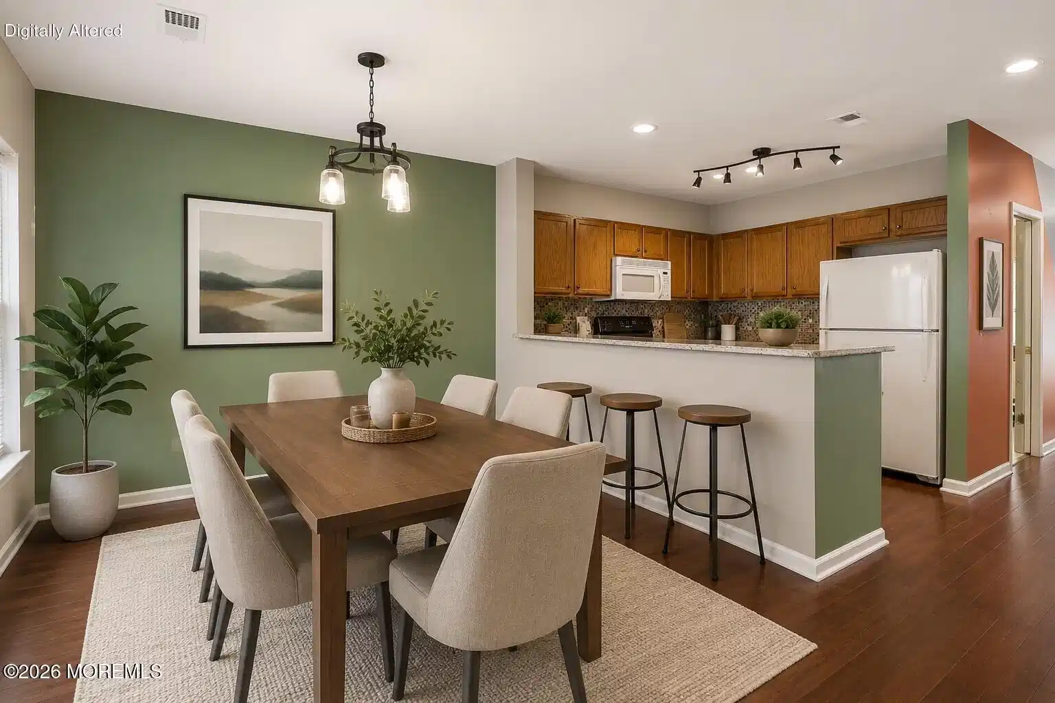 Image 1: VS diningroom