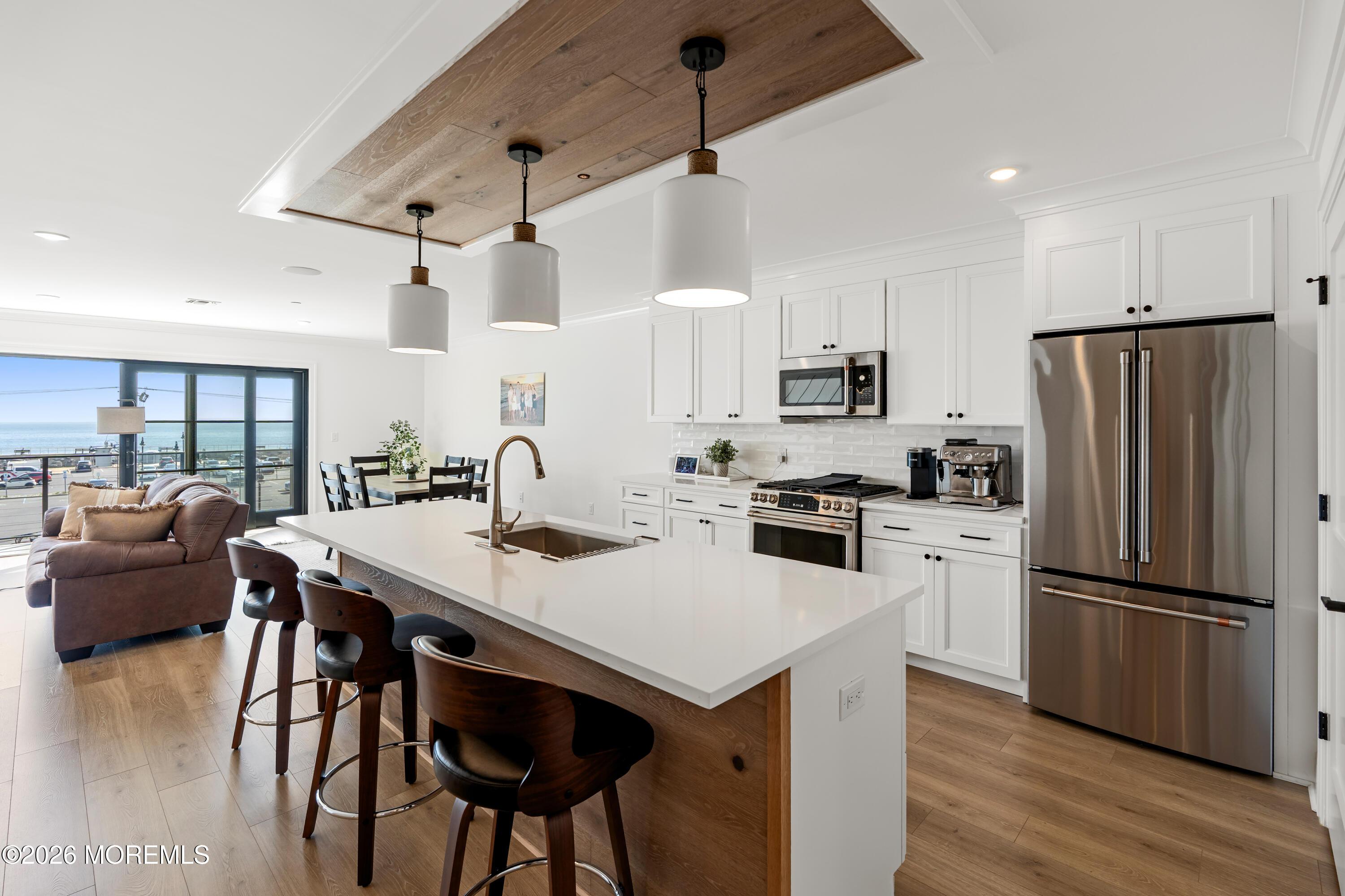 Image 2: 1080 Ocean Ave 401