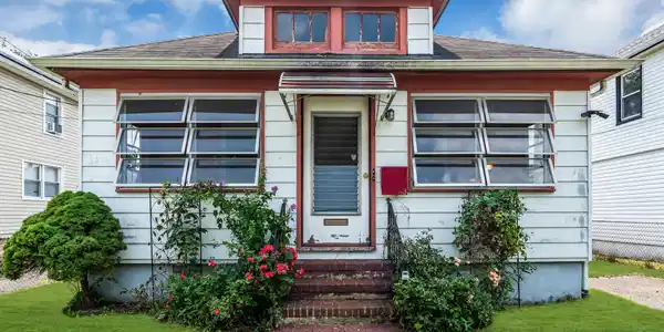 43 E Sunset Avenue