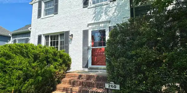 Image 3: IMG_2178facade