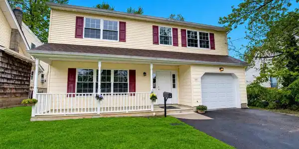 109 Woodland Drive