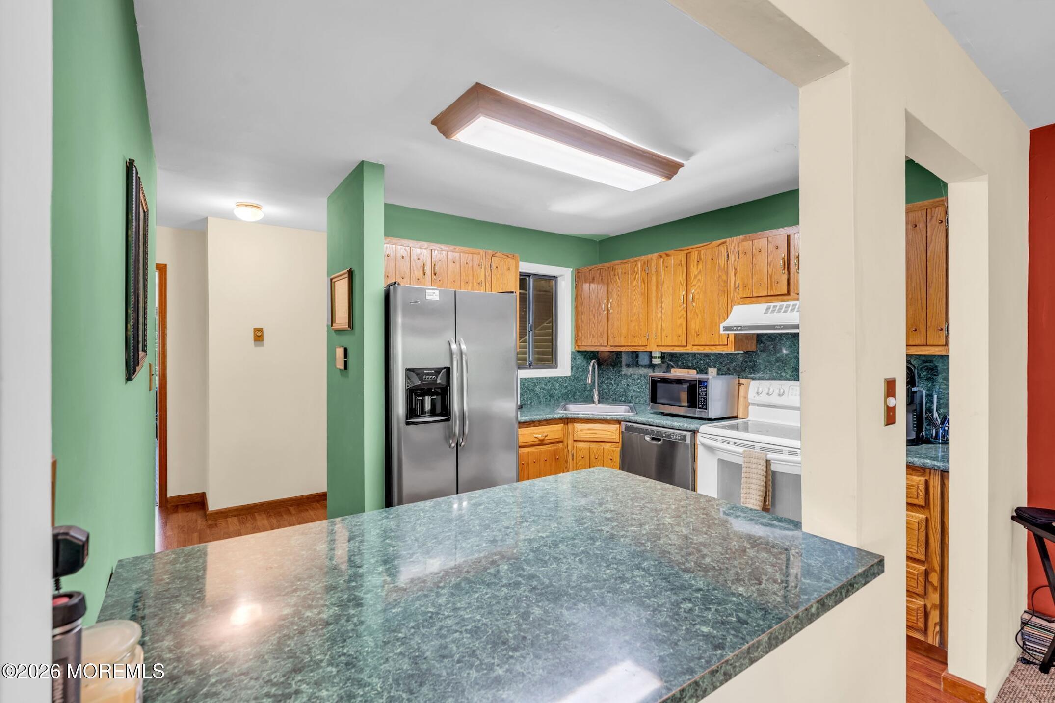 Image 4: 23-web-or-mls-DSC02759