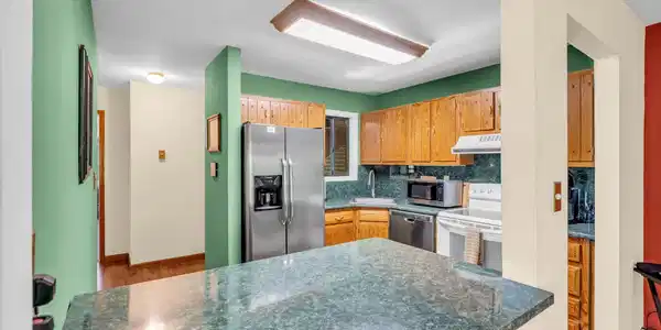 Image 4: 23-web-or-mls-DSC02759