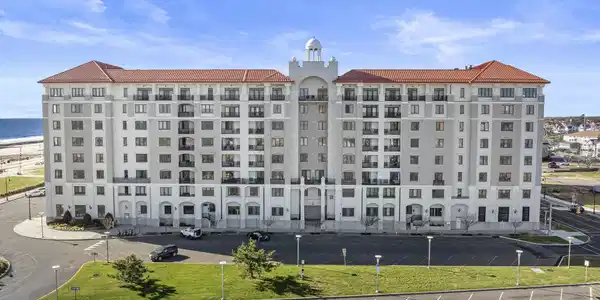 Image 4: 1501 Ocean Ave (15)