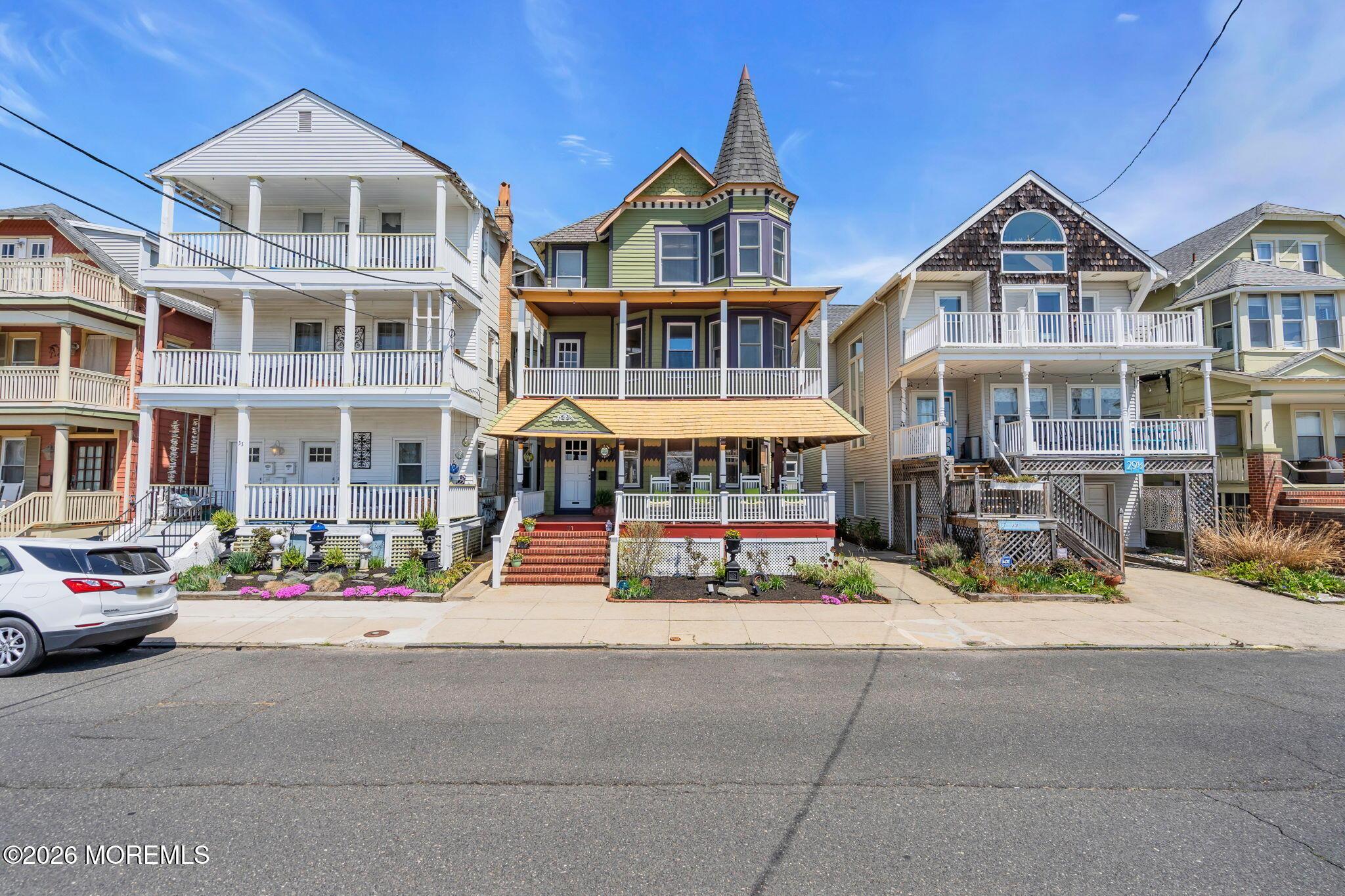 Image 2: 2-web-or-mls-DSC05497