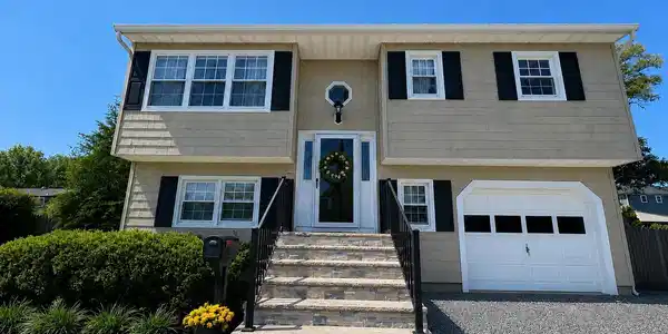637 Bray Avenue