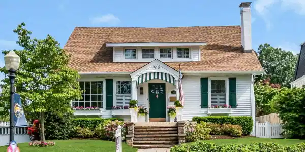 702 River Road