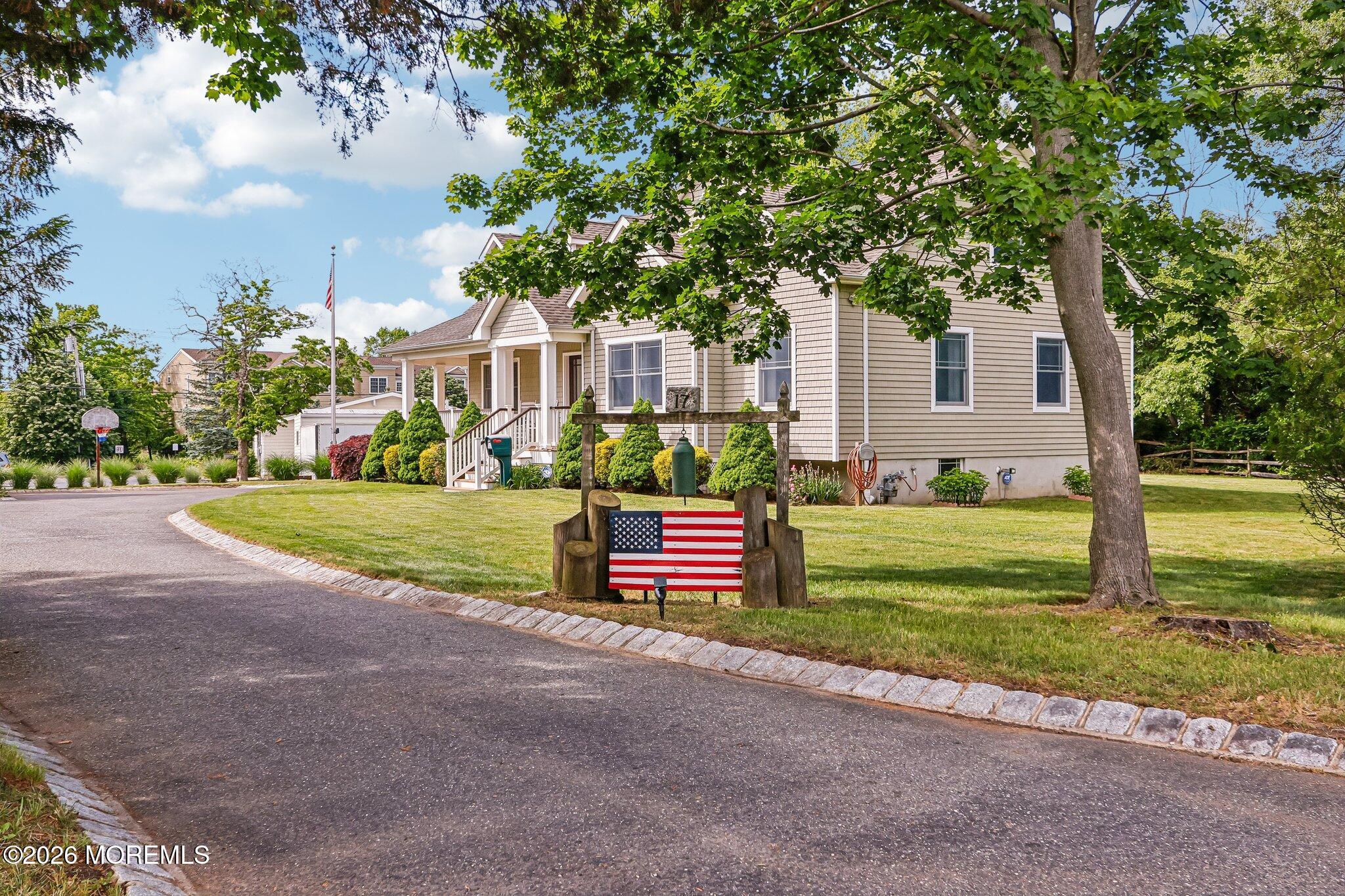 Image 3: 3-web-or-mls-Willow Ct-S2705-003