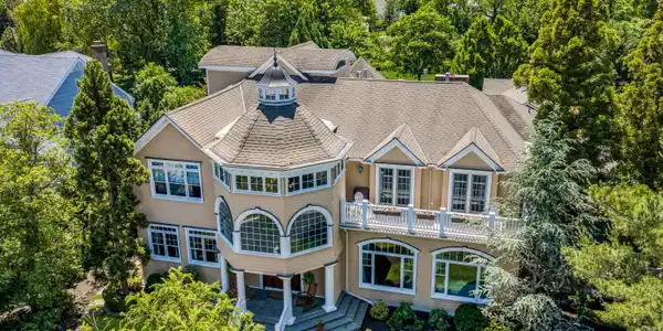 600 Little Silver Point Road