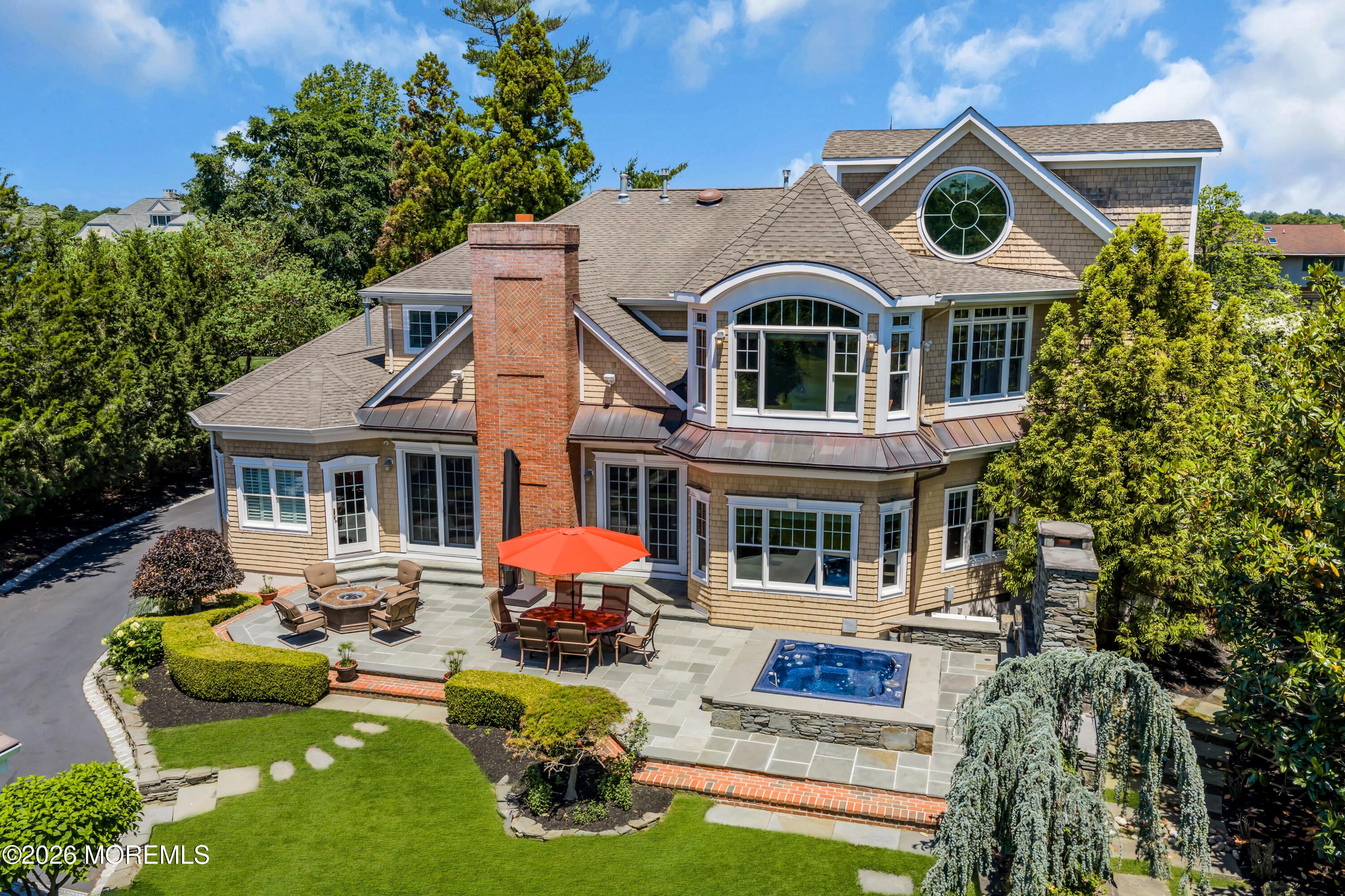 Image 4: View of Back of Home