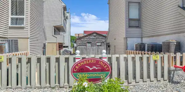 132 Sampson Avenue Unit A4