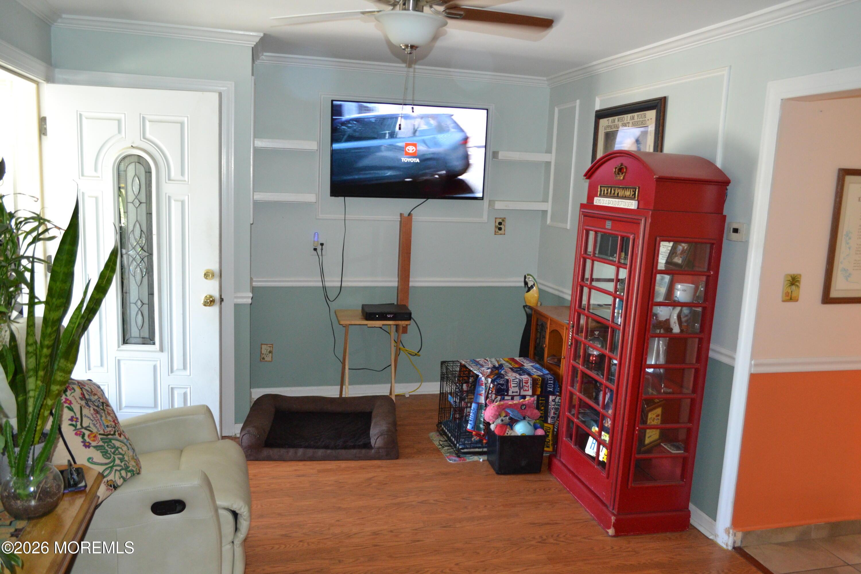 Image 3: DSC_0196