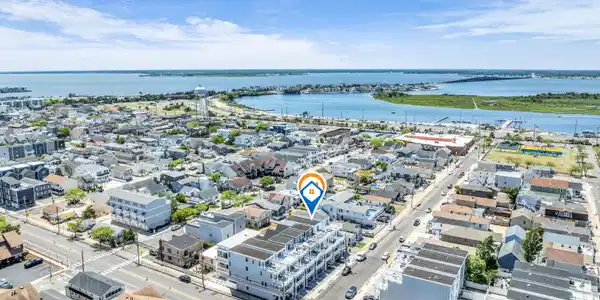 Image 3: photos_high_resolution_DJI_0420_copy