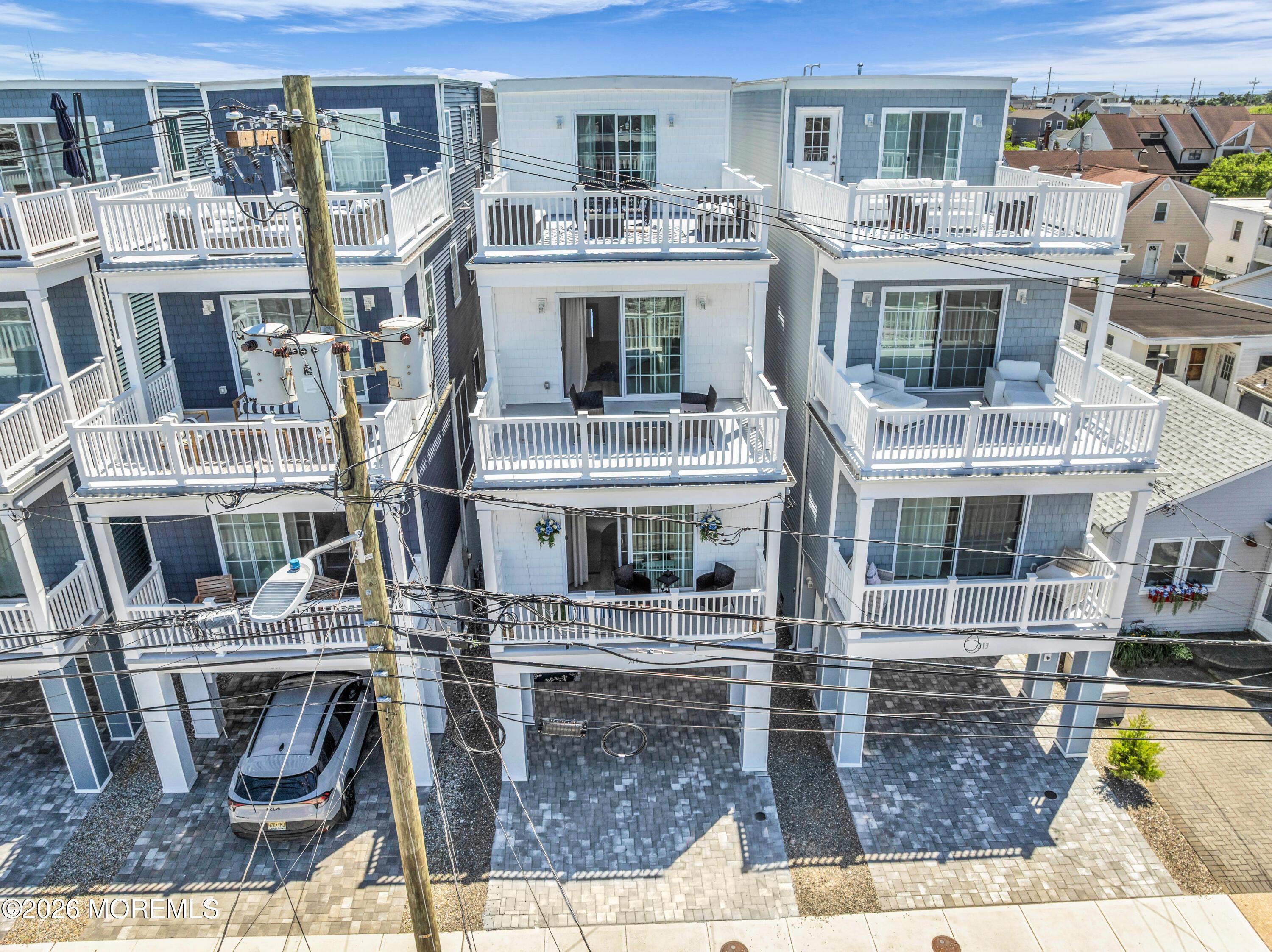 Image 4: photos_high_resolution_DJI_0445