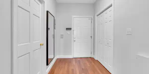 910 Main Street Unit 3B