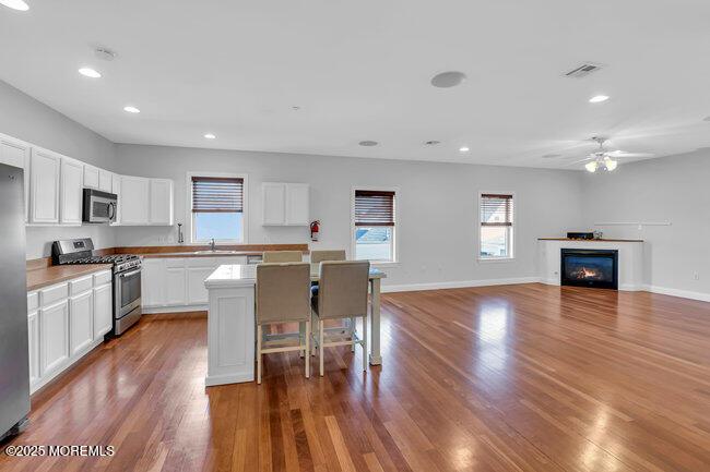 Image 2: Living & Dining Combo